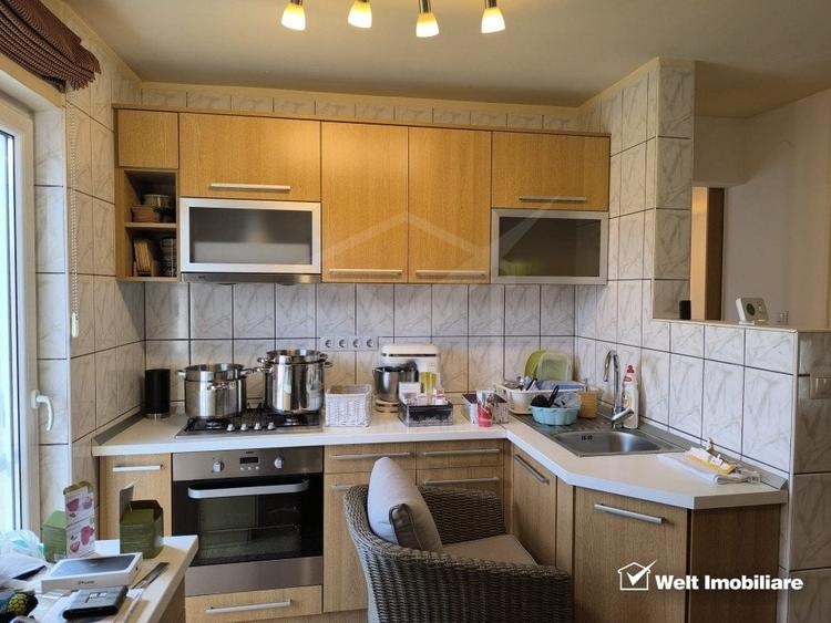 Casa Iris, 2 corpuri separate, 5 camere, 130 mp, 374 mp teren+ garaj, 95 mp - 1