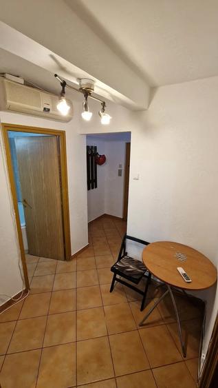 Eroii Revolutiei, Giurgiului, etaj 3, mobilat si utilat - 3