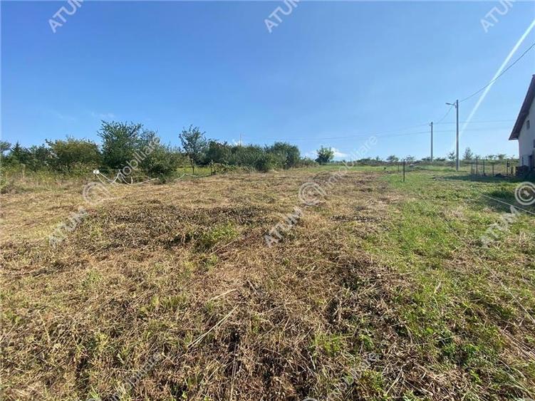 Teren intravilan cu acces utilitati in Sura Mare din Sibiu - 5