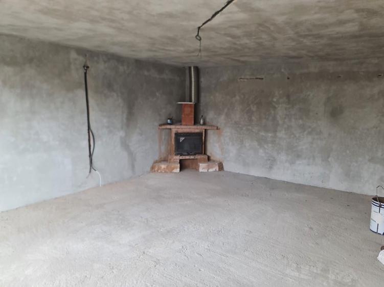 De vanzare casa banesti .. - 3