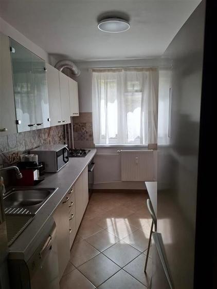 inchiriere apartament 3 camere | metrou 1 Decembrie | etaj 1/4 | renovat complet - 8