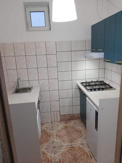 Garsoniera semidecoamdata, zona CET - 16