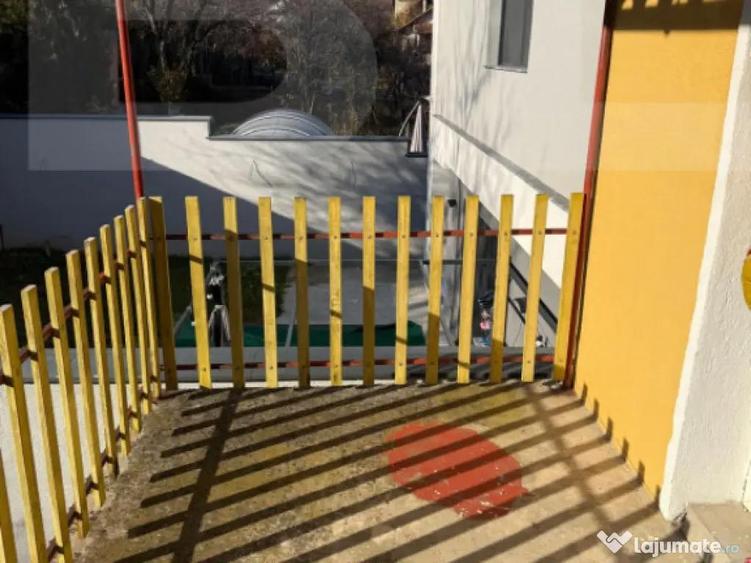 Vila in zona linistita, pe o strada inchisa perfecta pentru - 6