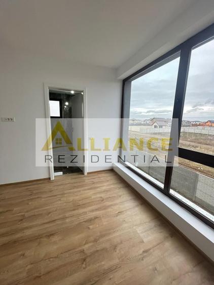 Casa individuala - 300 mp  - 5 camere - 3 bai - 22