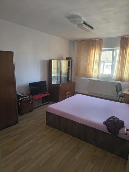 garsoniera de inchiriat blocul pensionarilor - 3