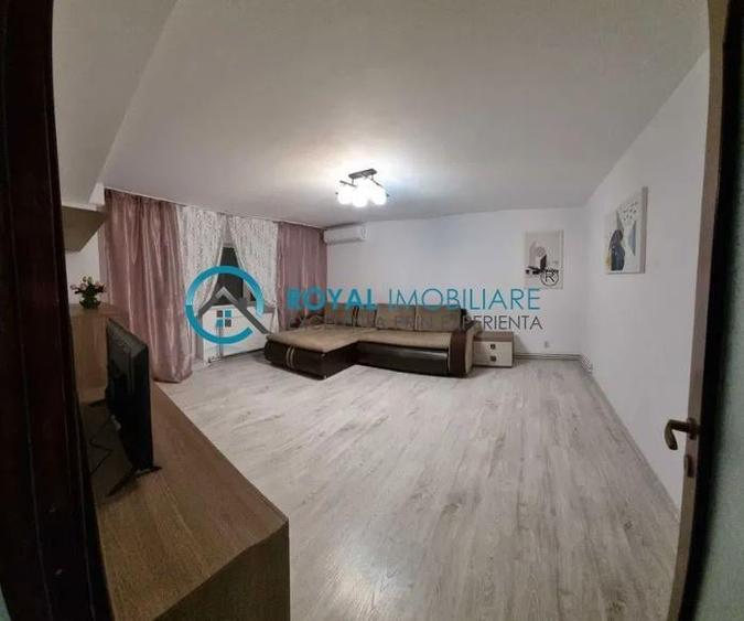 Royal Imobiliare - Vanzare apartament 3 camere zona Cantacuzino - 1