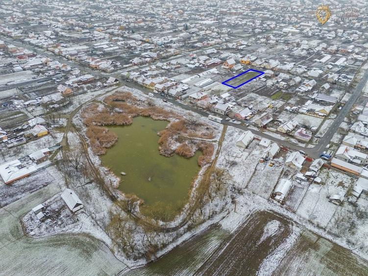 Teren Construcții intravilan de 1400 mp, în Central