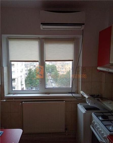 Garsoniera cf 1 decomandata  in zona Unirii  Sud - 5