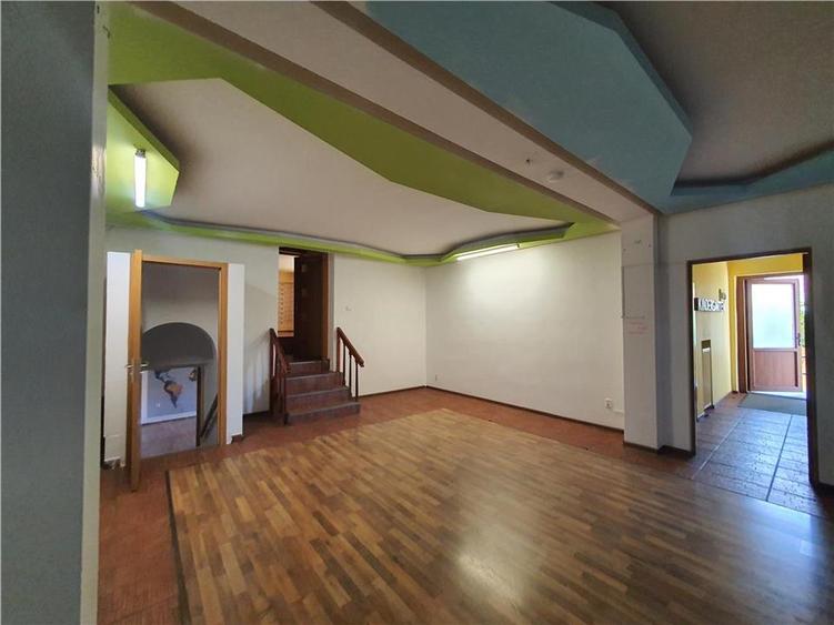 Vilă spațioasă D+P+M zona Terezian,  optima gradinita / sediu fir - 6