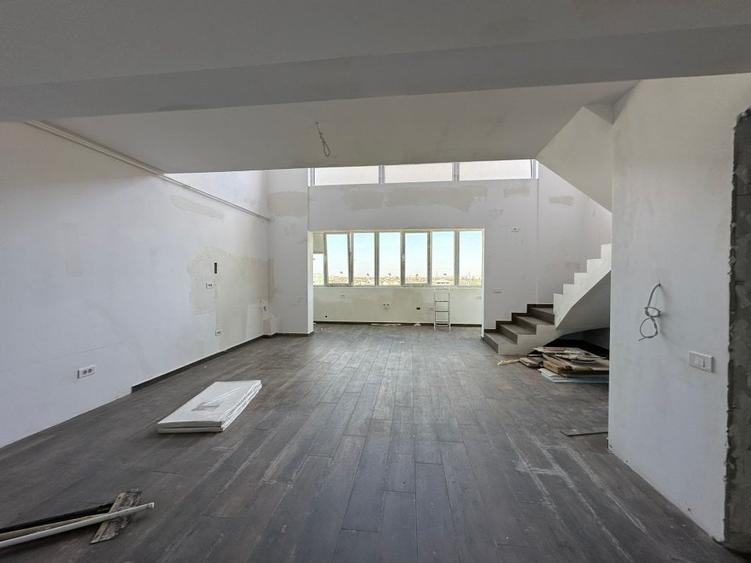 Apartament 3 camere de tip Penthouse/Duplex, Metrou Berceni - 14