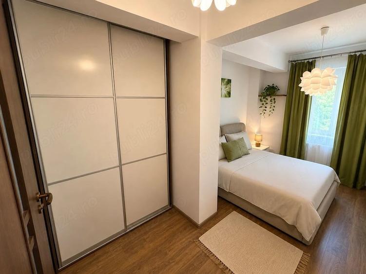 Apartament cu 2 camere decomandat în Titan