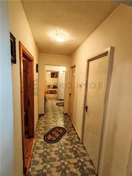 Apartament 3 camere cf 1 decomandat zona Micro 14 - 8