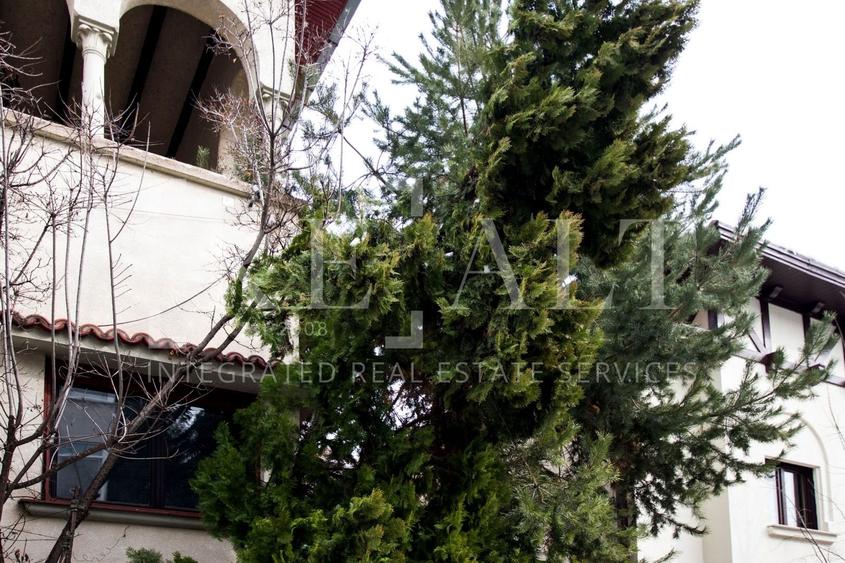 Inchiriere casa, vila 5 camere | Arhitectura deosebita, Curte | Stefan cel Mare - 33