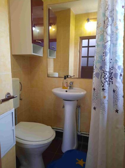 Casa  camere, zona Bulevard Vasile Milea - 20