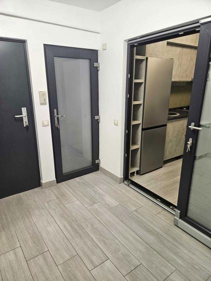 Inchiriez apartament 2 decomandate Rovine - 7