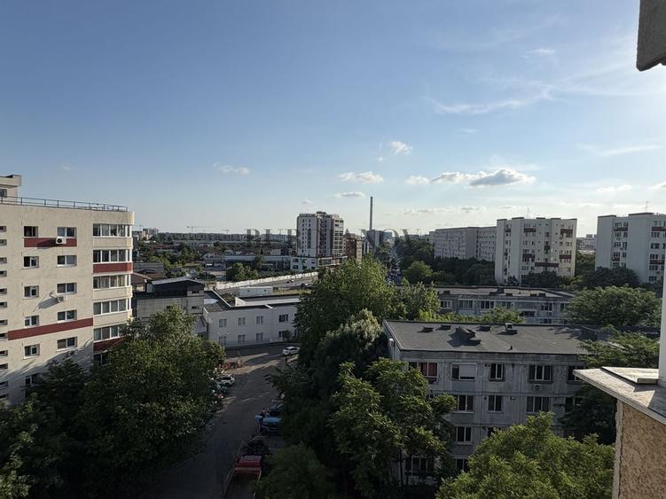 Apartament cu 3 camere - Centrală proprie - Metrou Apărătorii Patriei - 13