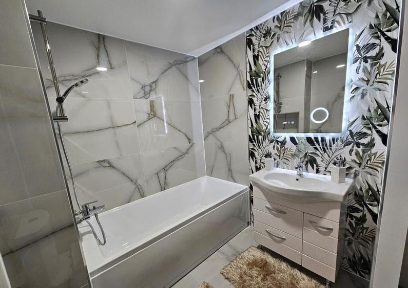 Casa renovata complet zona Mall - 24