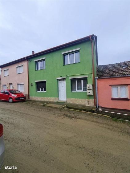 Casa D+P+E zona Garii Oradea - 1