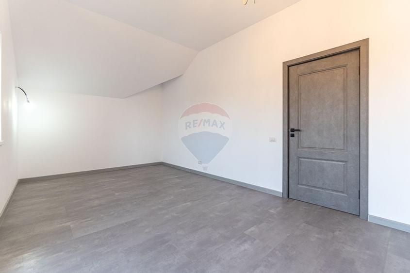 CASE NOI ÎN ARHITECTURĂ ALPINO-MODERNĂ CU ALEE PRIVATA | CRISTIAN - 46