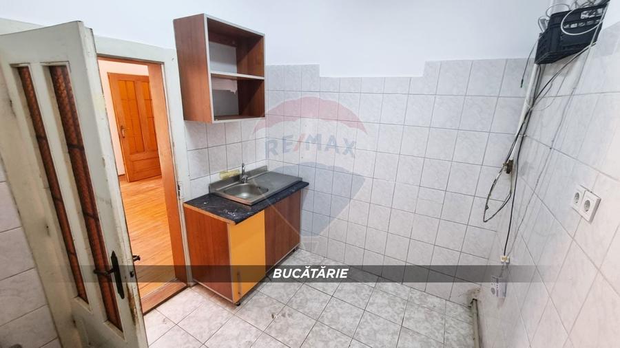 Casă / Vilă cu 5 camere de vânzare în zona Orasul Vechi - 10