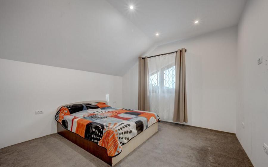 DOMNESTI - TEGHES, CASA 130 MP, LOT 540! - 3