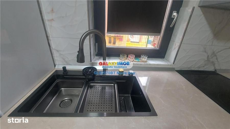 Casă cu 4 camere cu Teren 500 Mp în Central