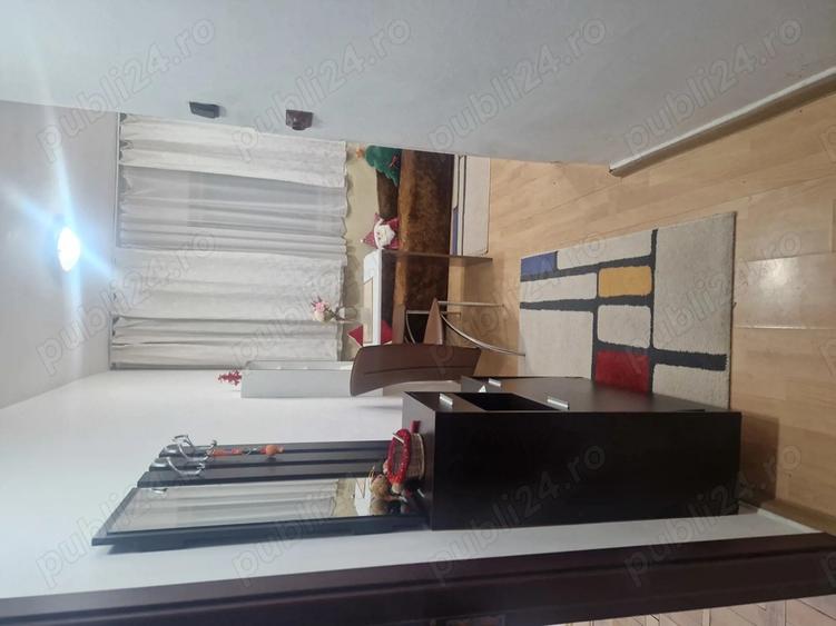 Inchiriez garsoniera Craiova moderna,spatioasa Piata Centrala - 2