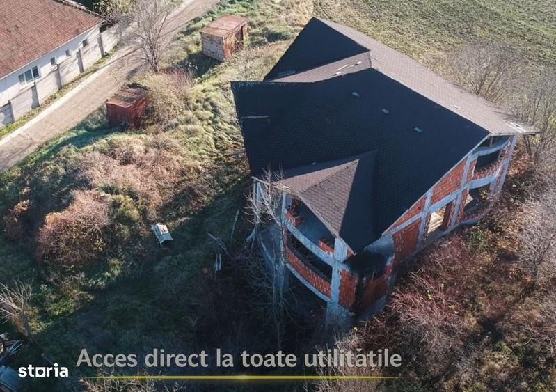 Casa la ro?u(sau la cheie) arhitectura rara, priveli?ti largi, Deva. - 5