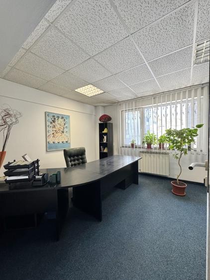 De Inchiriat Cladire Birouri stradal, Ideal sediu, Clinica, Birouri, Showroom - 9