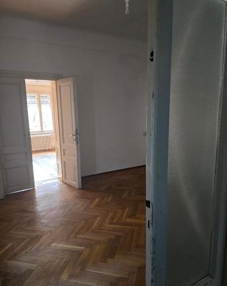 Casa Zona Ultracentrala , 6 cam SC 200 , teren 242, inc oras - 14