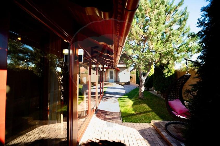 Casă impresionanta cu teren 2700mp garaj 2 masini si terasa-Madaras - 12