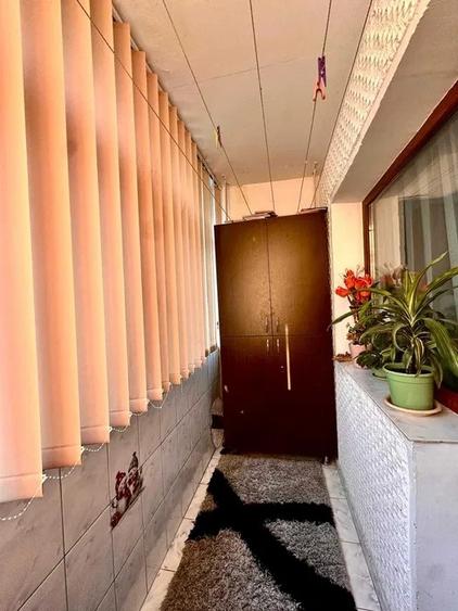 Apartament cu 2 camere decomandat, etajul 2/4, zona Dacia - 7