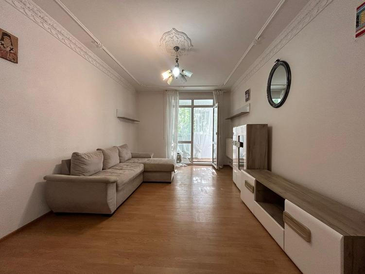 Titan 3 Camere Bloc Tip H  Caramida Reabilitat5 Min Metrou Titan 2 Min IOR 2 Bai - 1