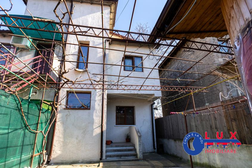 ID 6678 Vindem casa pe Strada Trandafirilor – ULTRACENTRAL - 5