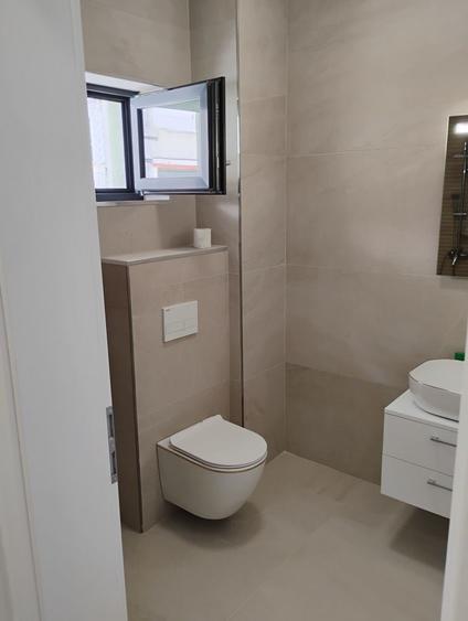 Inchiriez garsoniera zona 1 mai 300 euro - 4