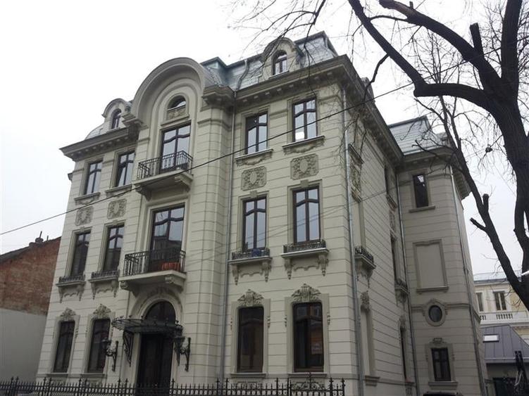 Spatii pentru birouri in vila - 233 mp - aproape km 0 - 16