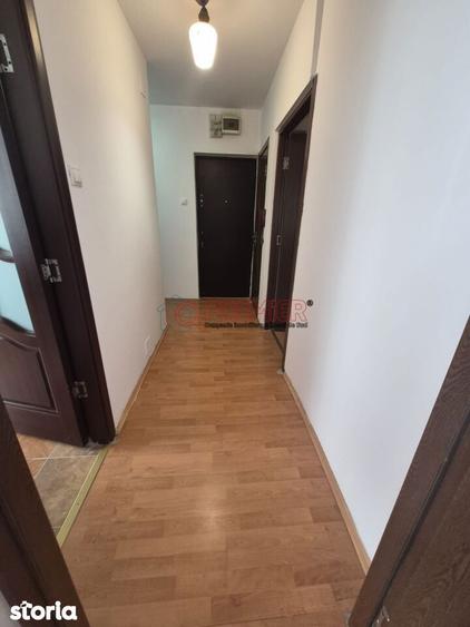 Sector 4 - Bd.Obregia - 2 camere - De inchiriat - 8