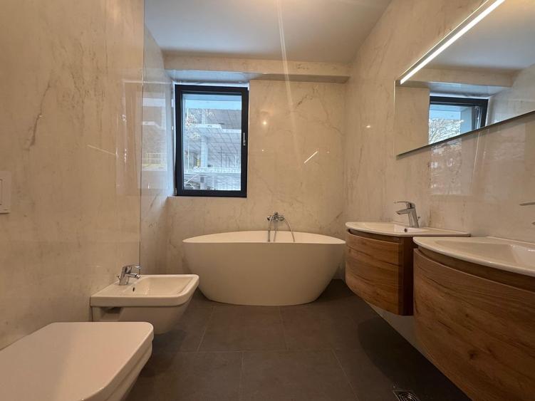 3 camere PREMIUM| 116.55 MP + 17 MP terasa - 11