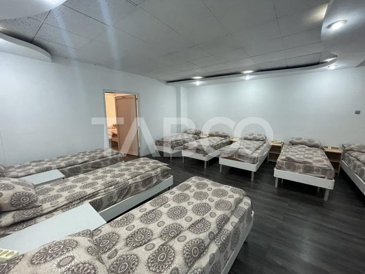 Spatiu comercial la strada 3 camere 150 mpu curte parcari Terezian - 6