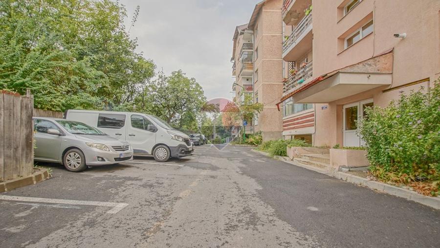 Apartament cu 3 camere de închiriat în zona Blumana - 13