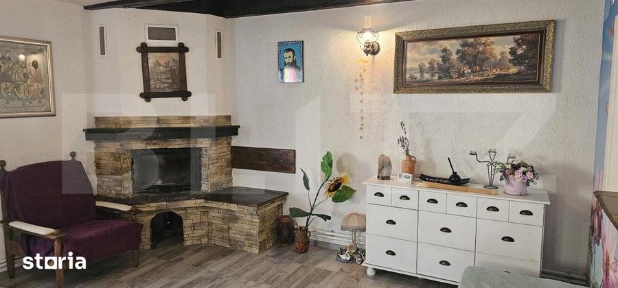 Casă cu 4 camere cu Teren 750 Mp în Central