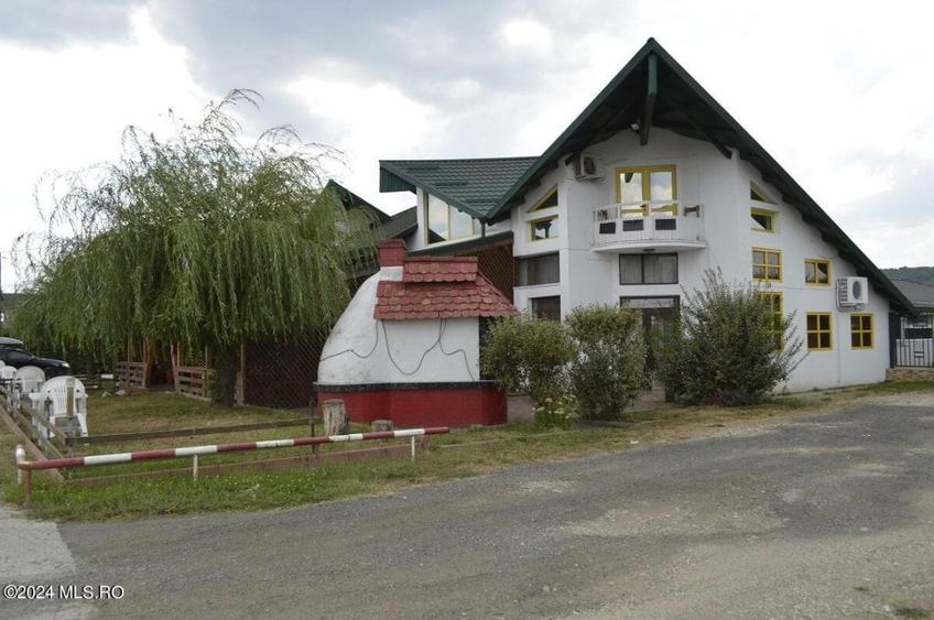 Maracineni - Argeselu, Popas - Restaurant - Cazare, teren 2787 mp - 4