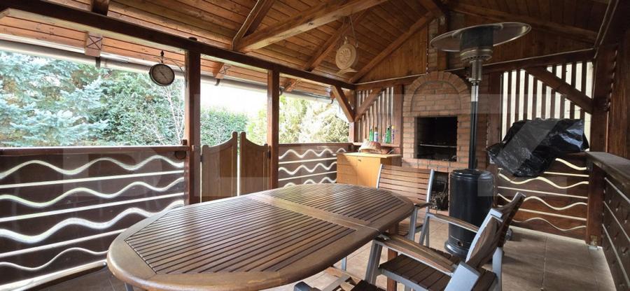 Casa deosebita cu 3 dormitoare ?i jacuzzi, aproape de sta - 2