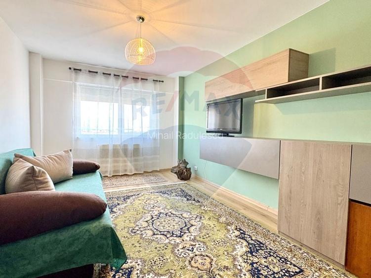 Apartament 3 camere,  Calea Bucuresti -zona Mc Donald's