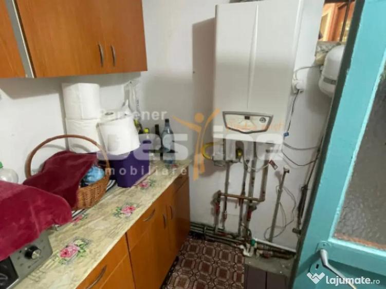 Casa cu 3 camere, garaj ?i curte spa?ioasa zona Giul - 6