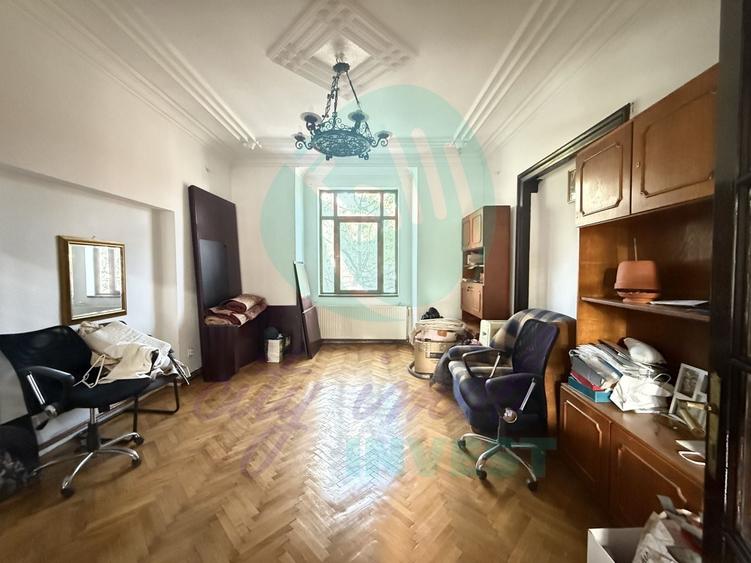 Eleganta, stil si mult potential intr-un apartament interbelic de 3 camere - 8