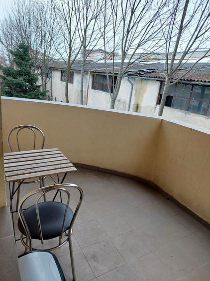 Inchiriez apartament cu loc parcare - 8