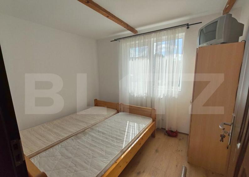 Casa +anexe de vanzare - 7