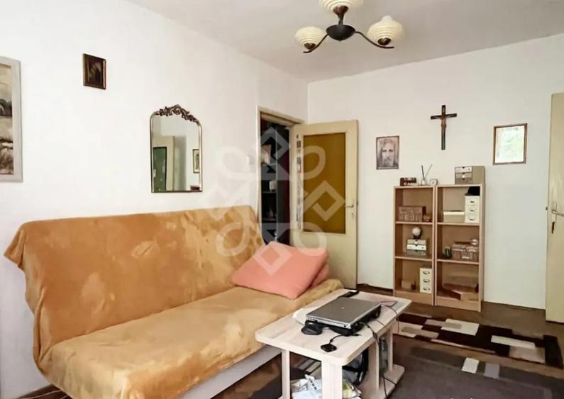 Apartament cu 3 camere la etajul 2 in Nufarul - 1