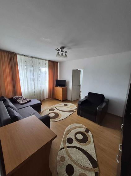 Proprietar, inchiriez apartament cu 2 camere mobilat si utilat. - 3